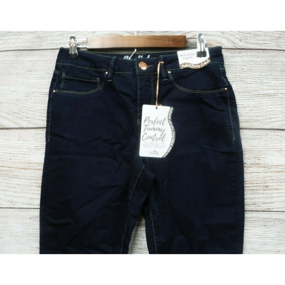 Royalty for Me Jeans Womens 6 Dark Blue Stretch Mid Rise Crop Tummy Control New - Picture 2 of 3